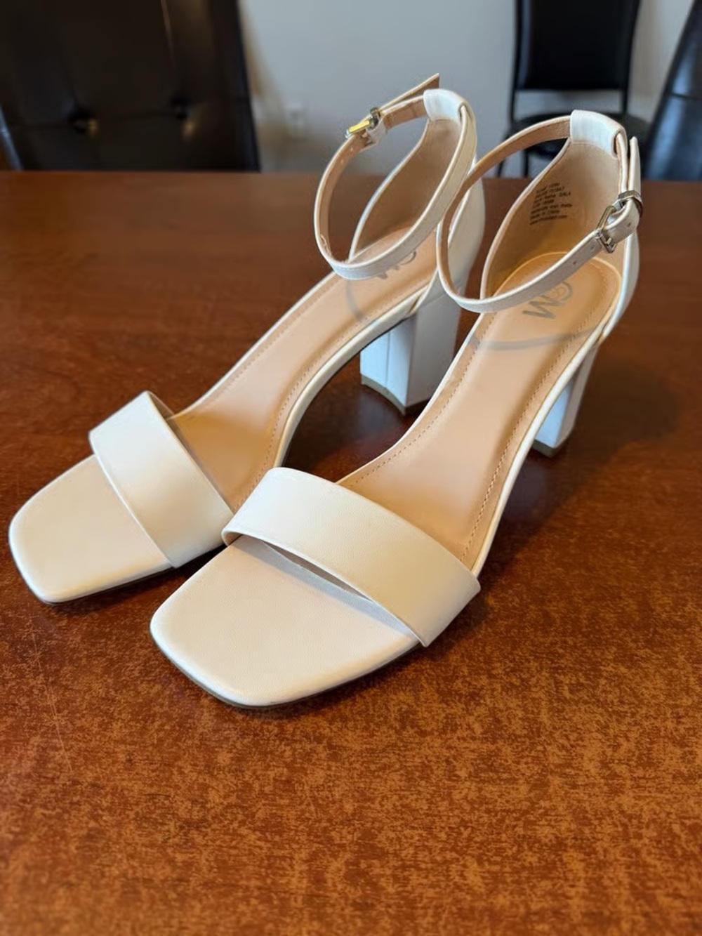 Women’s Ankle Strap Block Heel Sandals - Cream